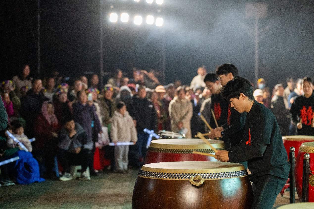 天津师范大学赴蓟州区别山镇举办乡村联欢晚会